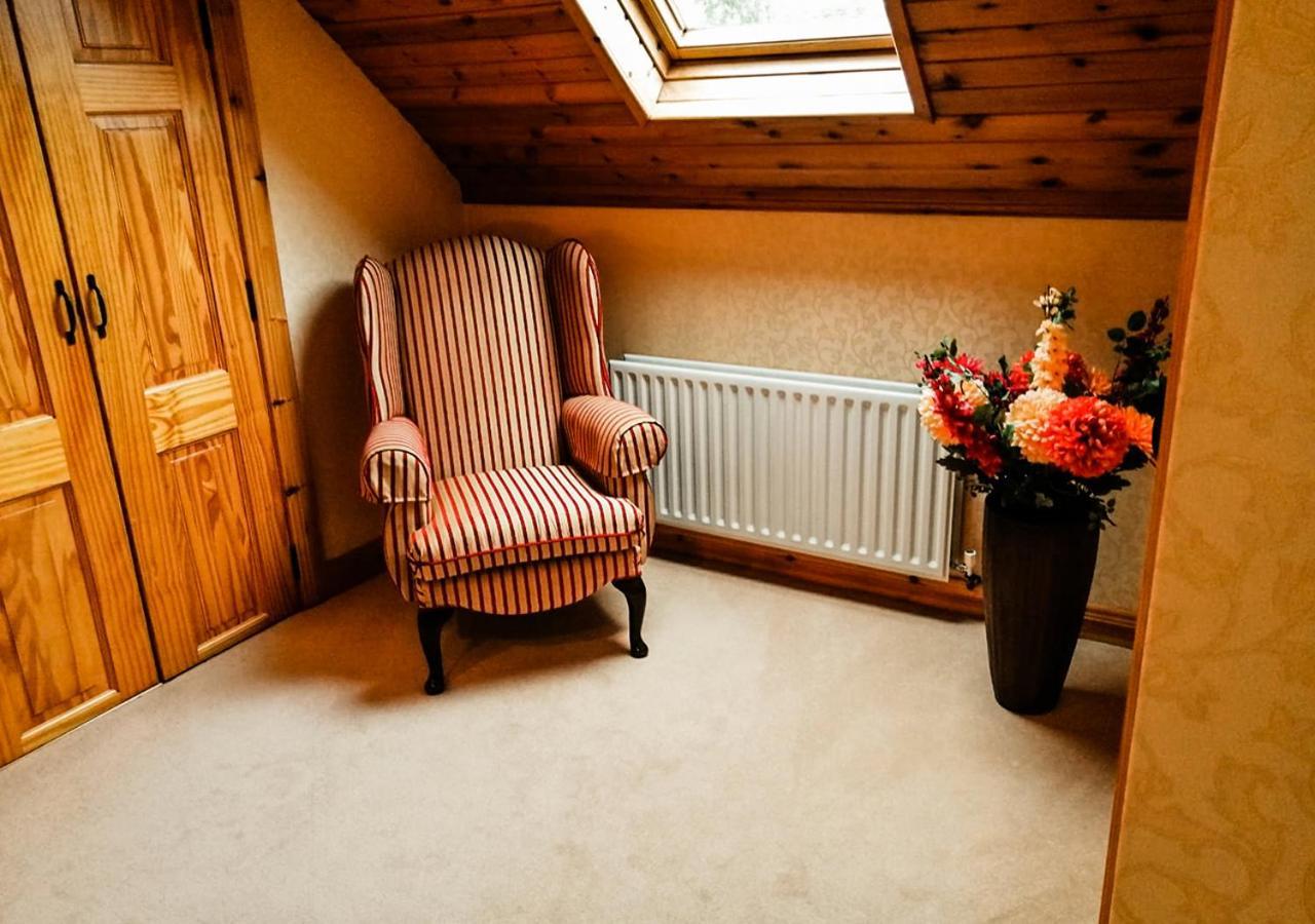 Moat Holiday Rental Lisnaskea 외부 사진