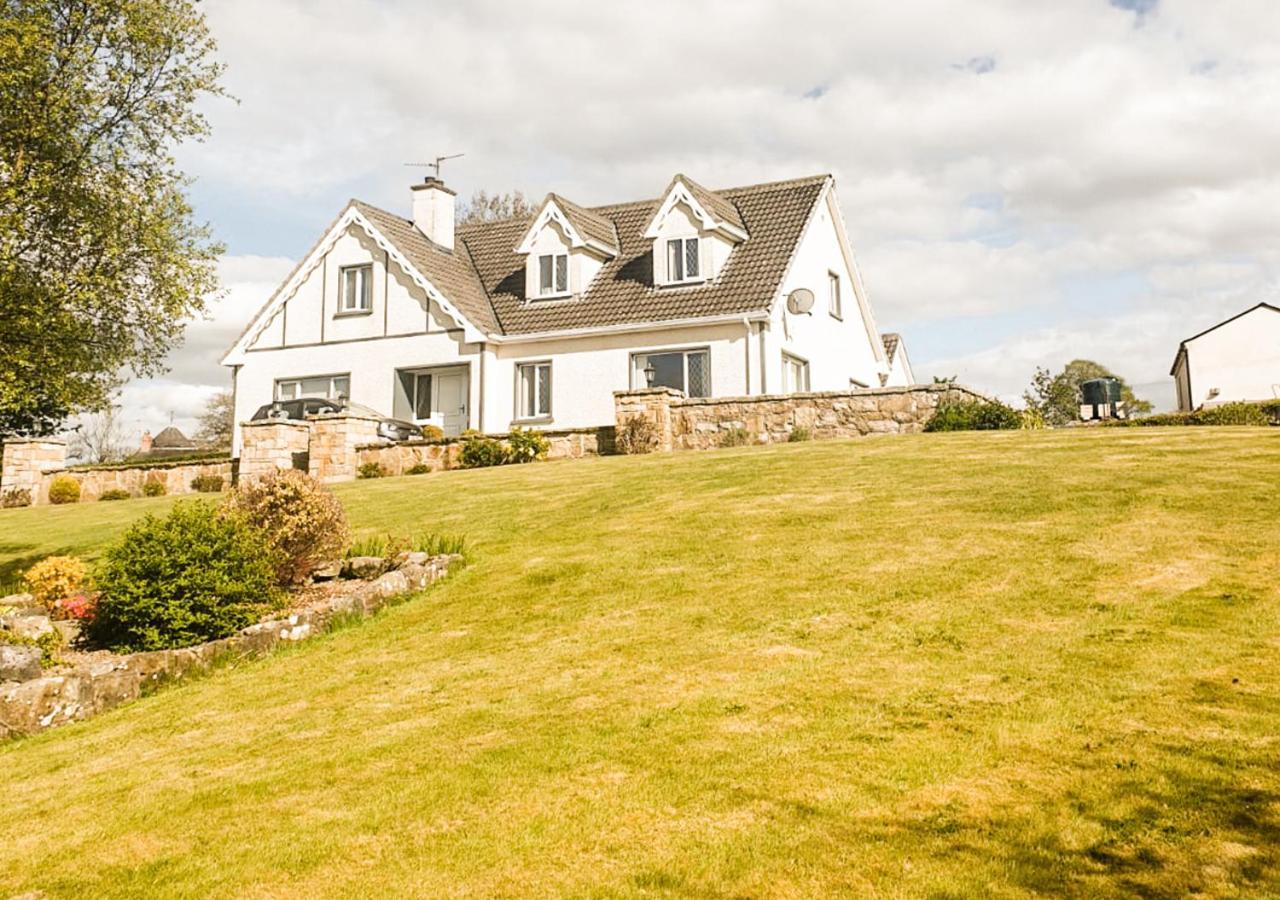 Moat Holiday Rental Lisnaskea 외부 사진