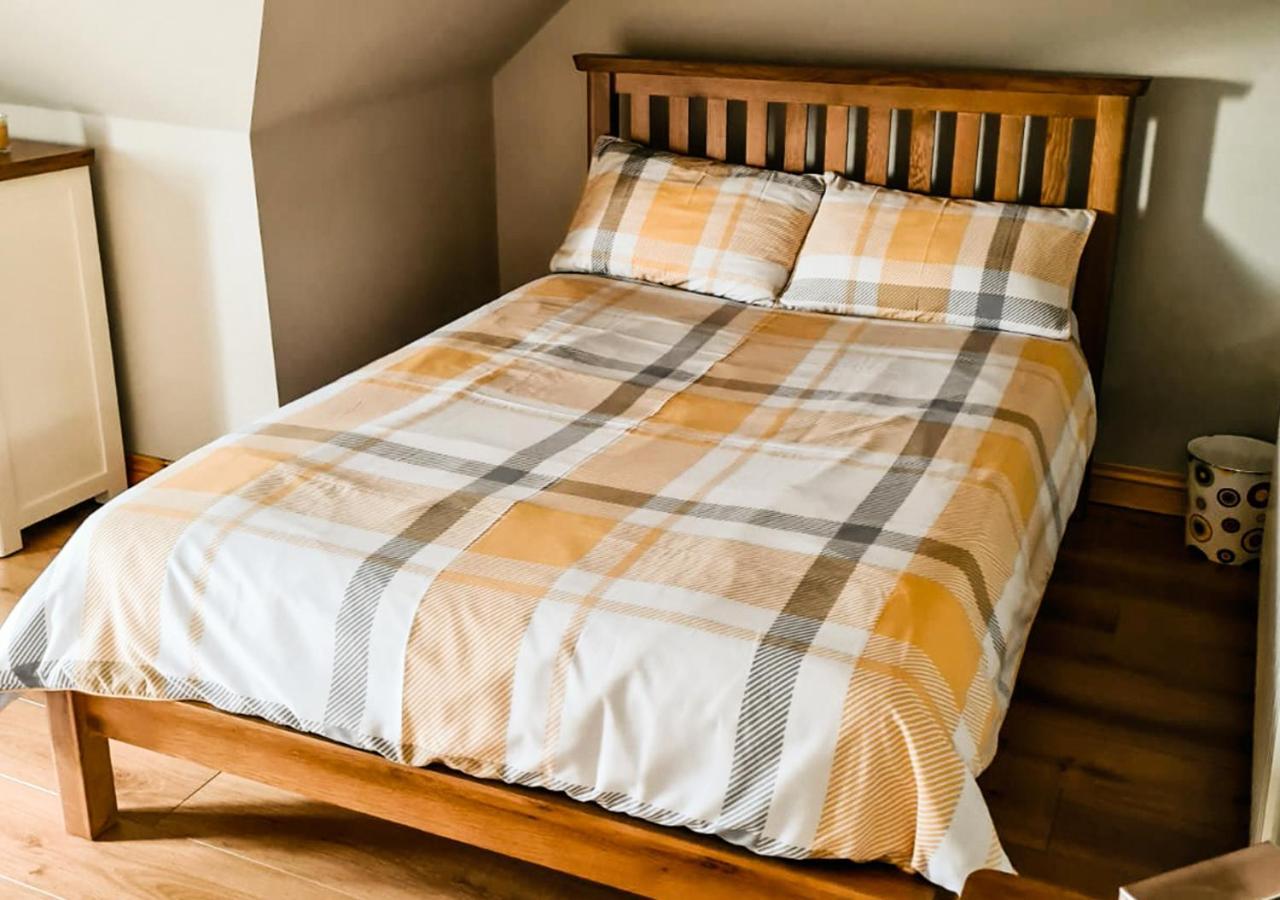Moat Holiday Rental Lisnaskea 외부 사진