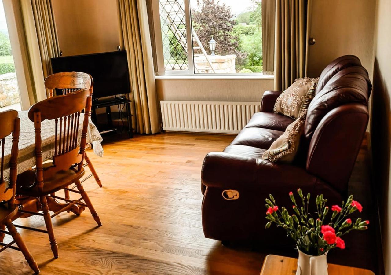 Moat Holiday Rental Lisnaskea 외부 사진